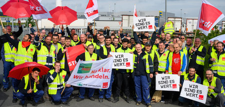 Warnstreiks_in_Edeka_61460179.jpg