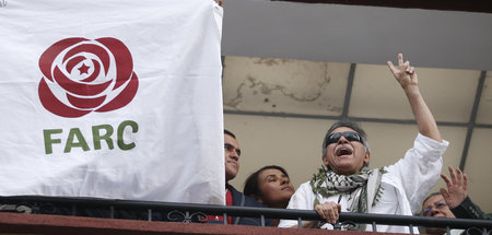 Jesús Santrich am Donnerstag auf dem Balkon der FARC-Zentrale in