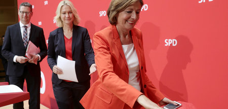 Drei Kommissare: Maria Luise Dreyer, Manuela Schwesig und Thorst...