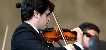 Mal verwischt es, mal zerfällt es: Violinist Michael Barenboim Mal verwischt es, mal zerfällt es: Violinist Michael Barenboim
