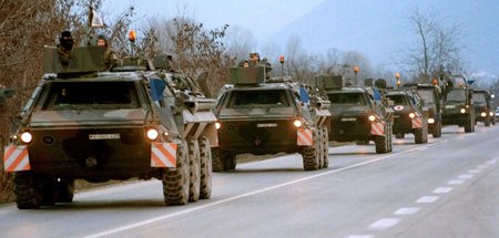 Bald rollen sie Richtung Jugoslawien: Deutsche Panzer, hier noch...