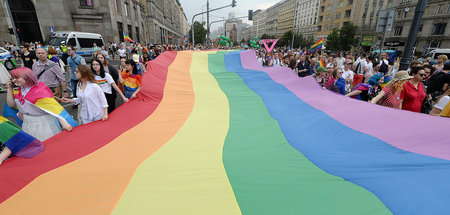Pride_Parade_in_Wars_61589486.jpg