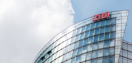 Fragwürdige Beraterverträge in den oberen Etagen des »Bahntower«...