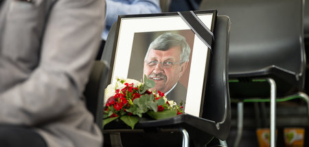 Porträt des erschossenen Kasseler Regierungspräsidenten Lübcke (...