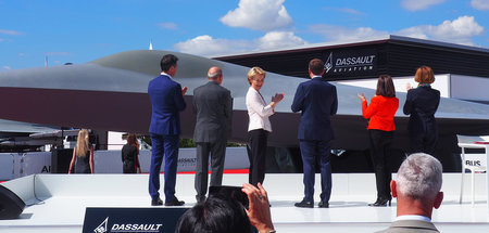 Pariser_Luftfahrtmes_61676763.jpg