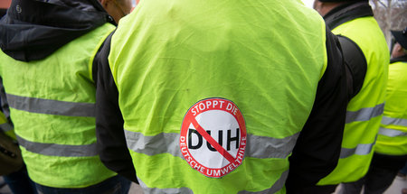 Anhänger der Automobilindustrie haben sich zu Protesten gegen di...