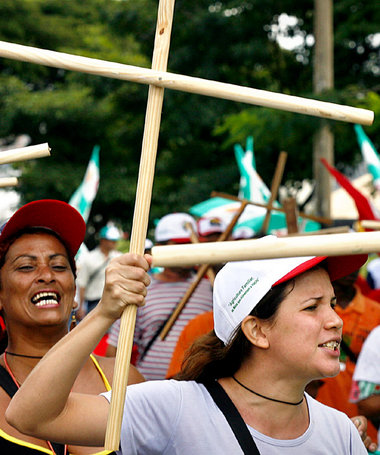 Landlosenproteste in Brasilien am 17. April, dem zwölften Jahres...