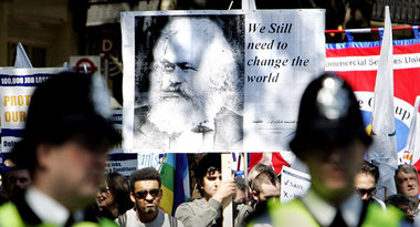 Marx in London am 1. Mai 2007 – wie deutlich wird, kann sich auc...