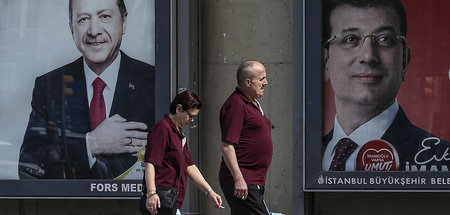 Wahlplakate in Istanbul