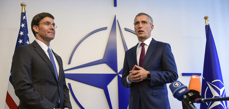 Der neue geschäftsführende US-Verteidigungsminister Mark Esper (...