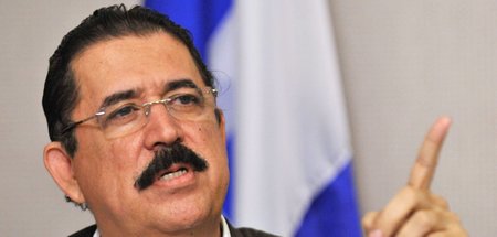 2009 gestürzter Präsident von Honduras: Manuel Zelaya auf einer ...