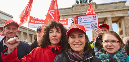 Es geht um ihre Zukunft: IG Metallerinnen und Metaller ziehen am...