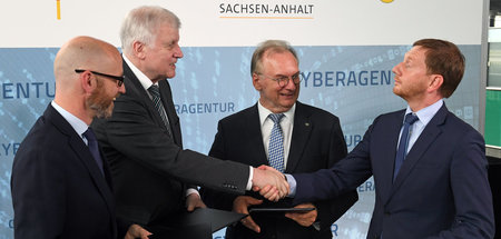 Unionspolitiker Peter Tauber, Horst Seehofer, Reiner Haseloff un...