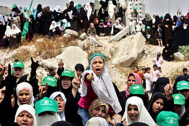 Die Mauer muß weg – Protest am Freitag in Rafah im Gazastreifen