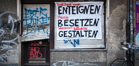 Aktivisten wie hier in Berlin-Neukölln gehen eigenständig gegen ...