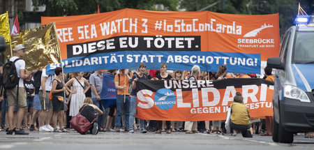 Solidaritaetsdemonst_61905506.jpg