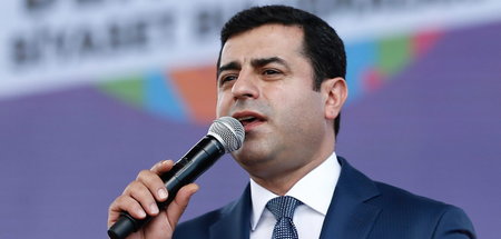 Selahattin_Demirtas_59458207.jpg