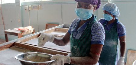 Kilinochchi-Pushpalada.jpg