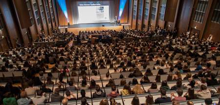 Nicht mehr »exzellent«? AStA sieht Herabstufung der Uni Köln ehe...