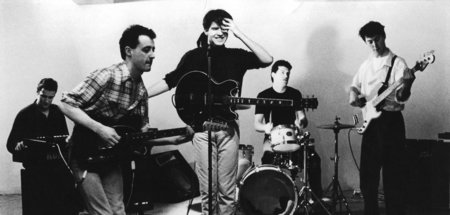 »Everything in moderation – to hell with that!« – Lloyd Cole (Mi...
