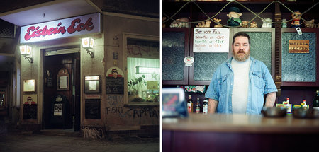 »Eisbein-Eck« by night. Der Barkeeper des »Eisbein-Ecks« Rainer