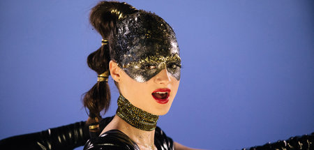 Eben noch auf der Trauerfeier, jetzt schon im Pophimmel: Celeste...