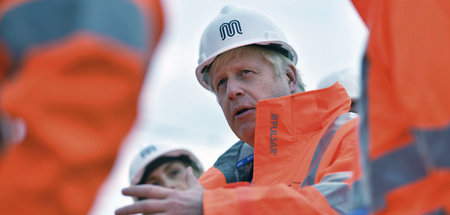 Großbritanniens neuer Premierminister Boris Johnson am Samstag i...