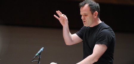 Alles eine Frage der Dynamikbalance: Dirigent François-Xavier Ro... Alles eine Frage der Dynamikbalance: Dirigent François-Xavier Ro...