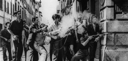 Im Spätsommer 1944 griffen alliierte Soldaten und italienische P...