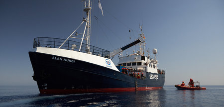 Das Rettungsschiff »Alan Kurdi« der Regensburger Hilfsorganisati...