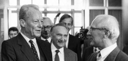 Im Griff der Geschichte: Willy Brandt (l.), Soze mit Sinn für’s
