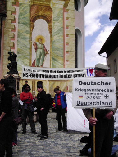 Antifaschisten störten am Samstag die Beschaulichkeit der bayeri...