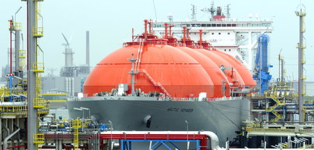LNG_Tankschiff_61691480.jpg