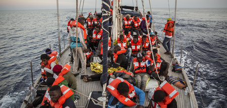 Seenotrettung_im_Mit_61904423.jpg