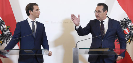Sebastian Kurz (ÖVP, l.) und Heinz-Christian Strache (FPÖ) am 16...