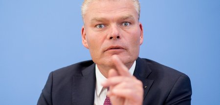 Gefällt sich als »Großer Bruder«: Holger Stahlknecht, CDU-Innenm...