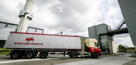 Schlammladestation der Fabrik der Amsterdamer Abfall- und Energi...