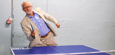 Den Aufschlag gemacht: Corbyn will gemeinsam mit den anderen Opp...