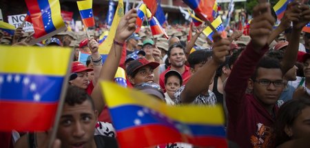 Venezuela_Anti_Imper_62508812.jpg