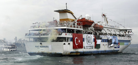 Die »Mavi Marmara« beim Verlassen des Hafens von Istanbul am 22....