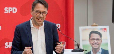Schokolade wäre besser: Marc Hansmann macht Wahlkampf Schokolade wäre besser: Marc Hansmann macht Wahlkampf