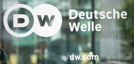 »Moskau, geh aus«, forderte die Deutsche Welle vor den Wahlen. D... »Moskau, geh aus«, forderte die Deutsche Welle vor den Wahlen. D...
