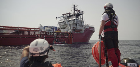 Wieder auf See: Die »Ocean Viking« im Mittelmeer (17.9.2019) Wieder auf See: Die »Ocean Viking« im Mittelmeer (17.9.2019)