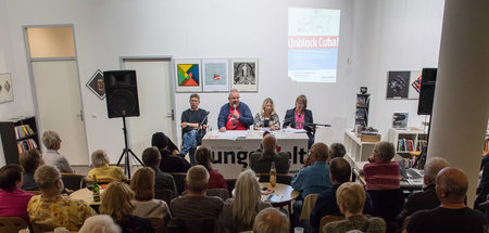 Volles Haus in der jW-Ladengalerie am Donnerstag bei der Veranst...