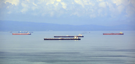 Festgesetzte Tanker in der Bahia de Pozuelos. Seit Dienstag sind
