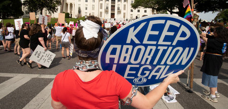 Demonstration gegen christliche Fundamentalisten in Montgomery, ...