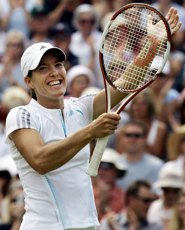 Adieu, Justine Henin, blasses, kleines Mädchen aus der Arbeiterk...