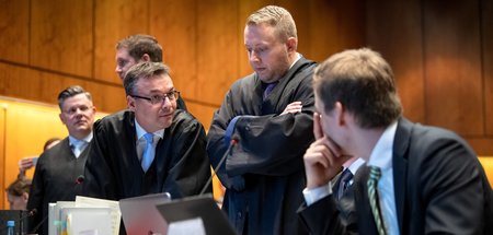 Beginn der Musterfeststellungsklage des Bundesverbands der Verbr... Beginn der Musterfeststellungsklage des Bundesverbands der Verbr...