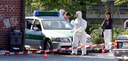Spurensicherung am Tatort des Mordes an der Polizistin Michèle K...