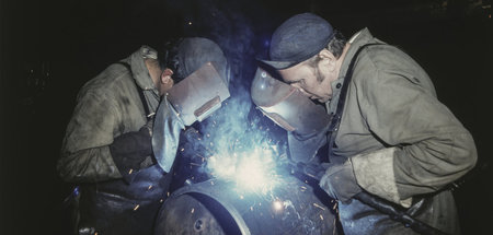 Im Volkseigenen Betrieb (VEB) Dampfkesselbau Meerane in Sachsen,...